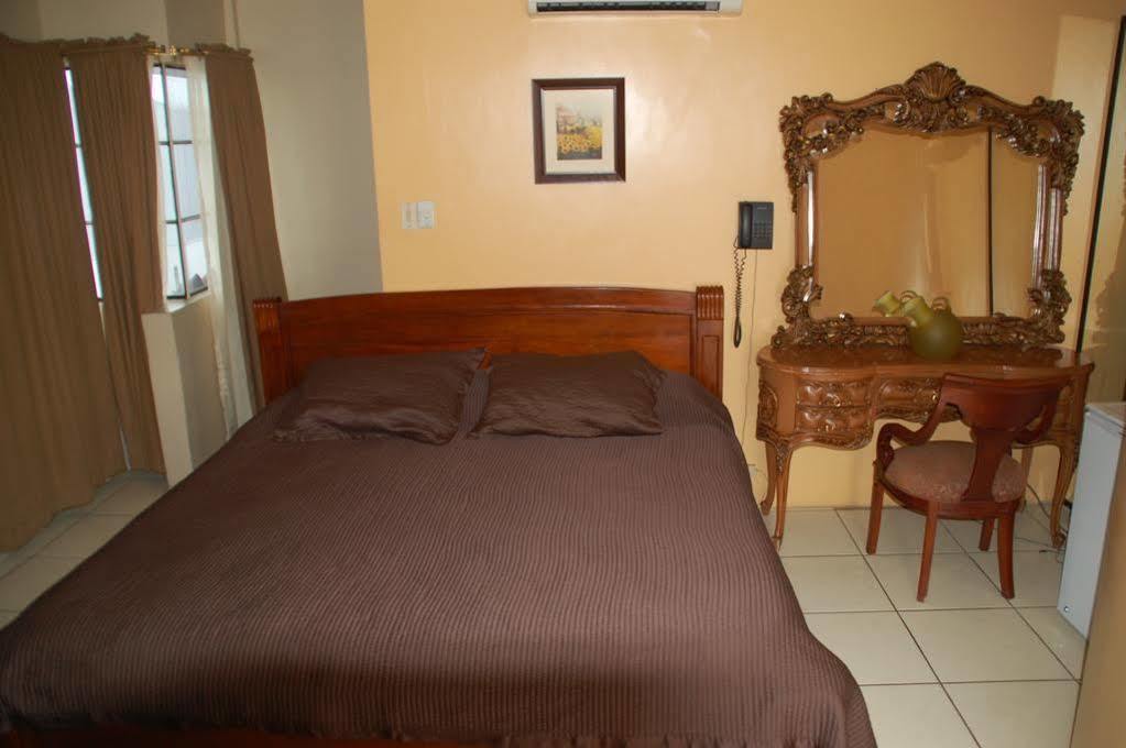 Hotel Ciudad Latin Palace Guayaquil Esterno foto