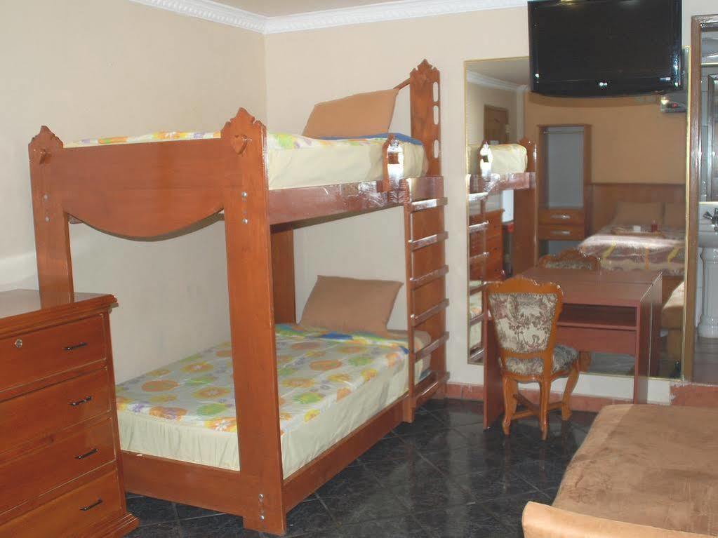 Hotel Ciudad Latin Palace Guayaquil Esterno foto