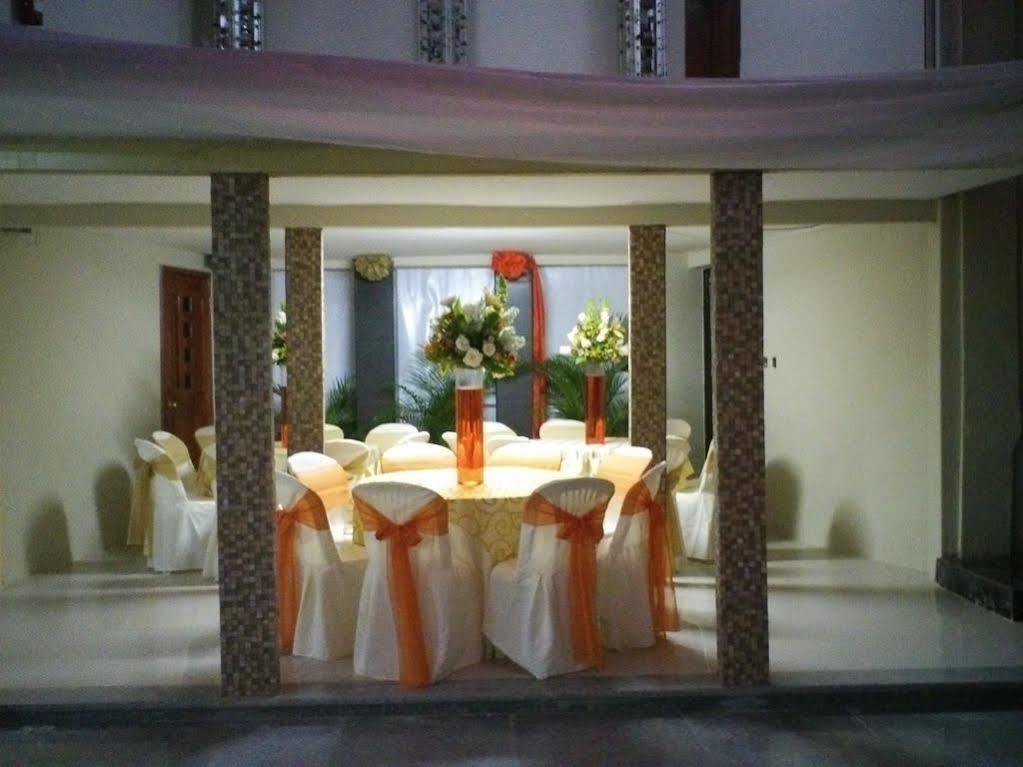 Hotel Ciudad Latin Palace Guayaquil Esterno foto